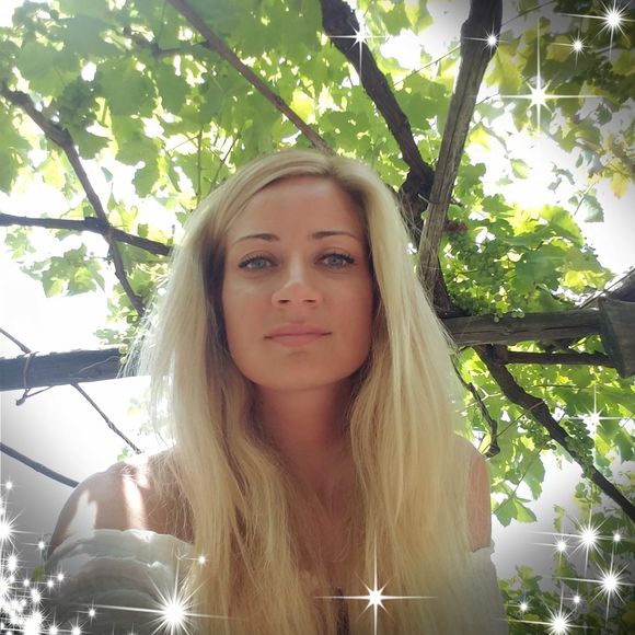 Meet your Posher, Leela - Picture 1 of 1